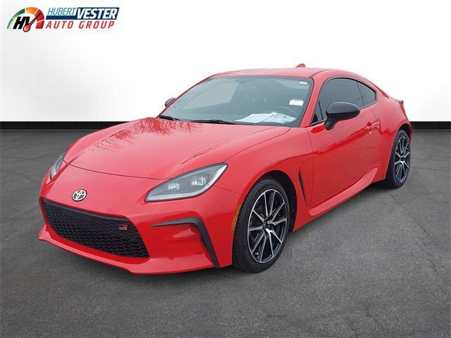 used 2022 Toyota GR86 car, priced at $27,979