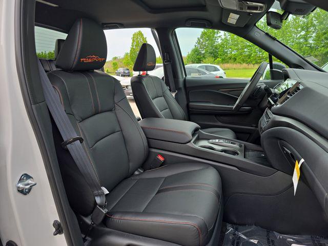 new 2025 Honda Ridgeline car, priced at $45,285