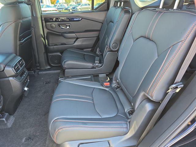 new 2025 Honda Pilot car, priced at $50,895