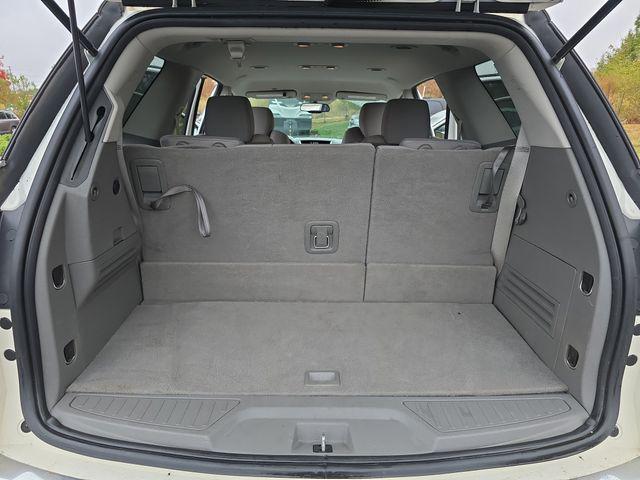 used 2013 GMC Acadia car, priced at $6,500