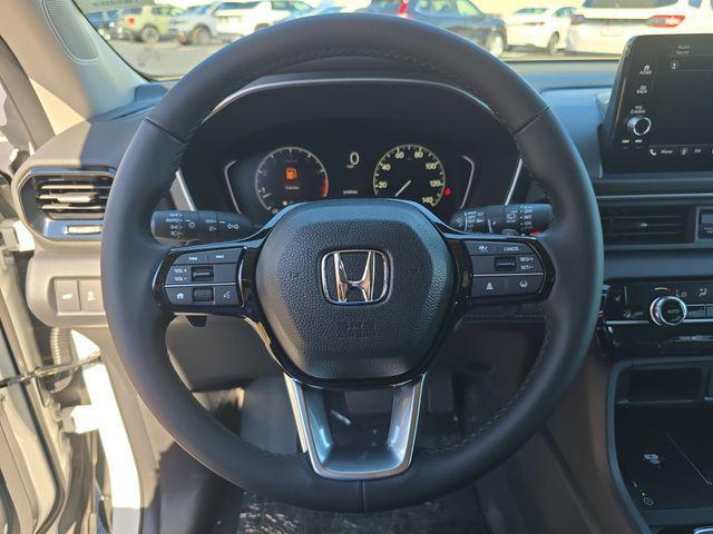 new 2025 Honda Pilot car, priced at $47,550