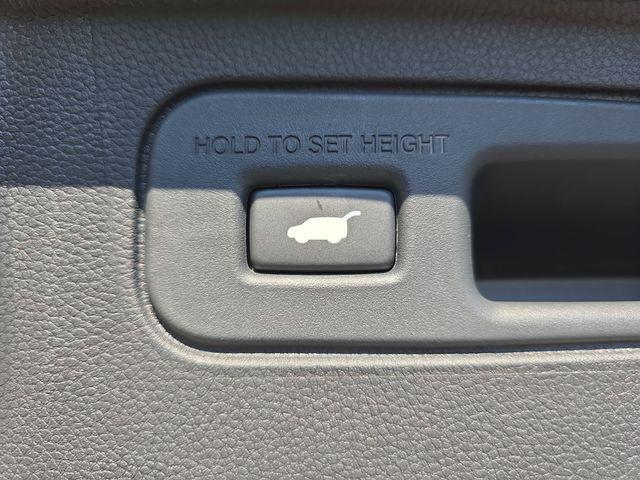 new 2025 Honda Pilot car, priced at $47,550