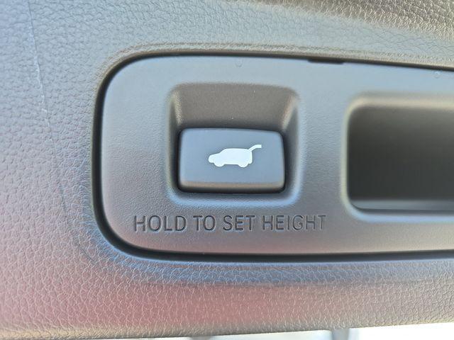 new 2026 Honda CR-V Hybrid car, priced at $39,275