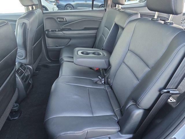 used 2023 Honda Passport car, priced at $31,154