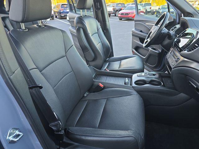 used 2023 Honda Passport car, priced at $31,154