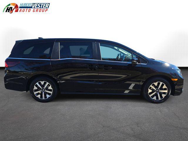 new 2026 Honda Odyssey car, priced at $44,290