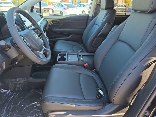 new 2026 Honda Odyssey car, priced at $44,290