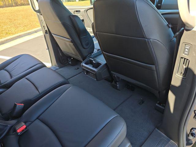 new 2026 Honda Odyssey car, priced at $44,290