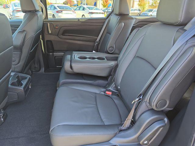 new 2026 Honda Odyssey car, priced at $44,290