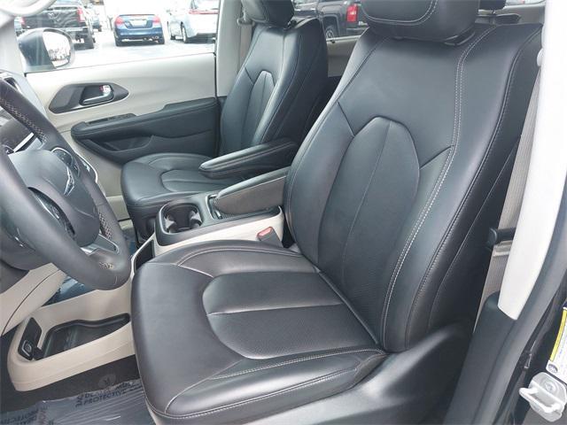 used 2023 Chrysler Pacifica car, priced at $23,952