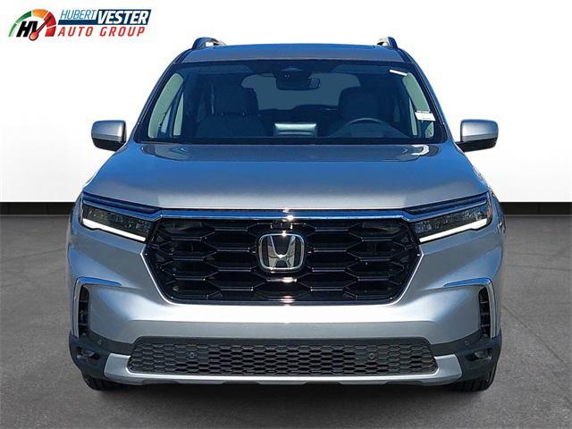 new 2025 Honda Pilot car, priced at $53,530