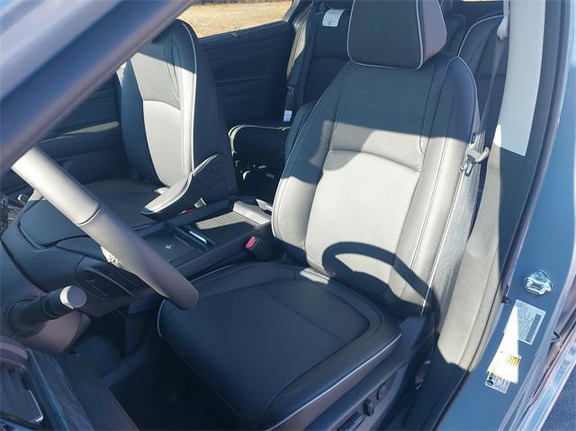 new 2025 Honda Odyssey car, priced at $52,085