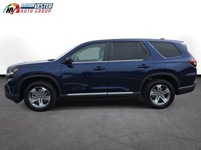 new 2025 Honda Pilot car, priced at $44,995