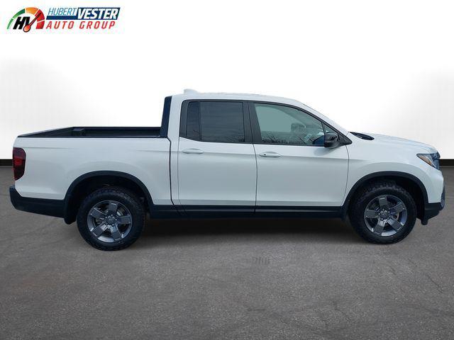 new 2025 Honda Ridgeline car, priced at $44,928