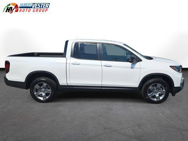 new 2025 Honda Ridgeline car, priced at $45,585