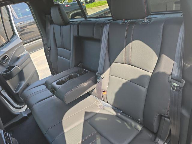 new 2025 Honda Ridgeline car, priced at $45,585