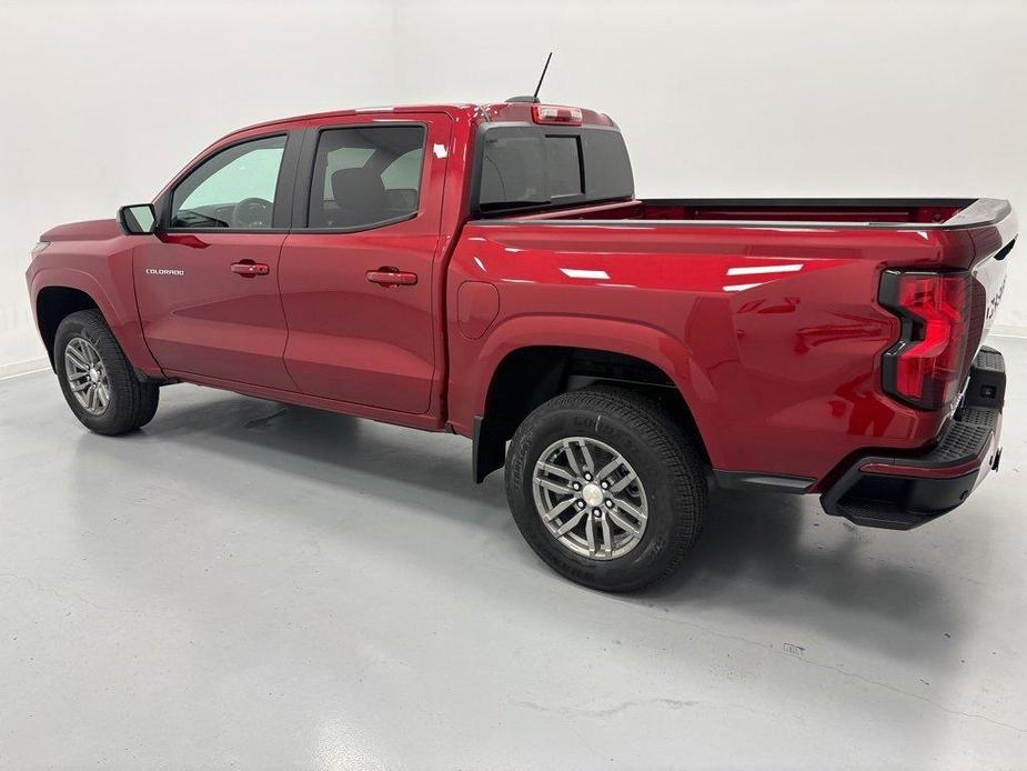 new 2024 Chevrolet Colorado car, priced at $36,000