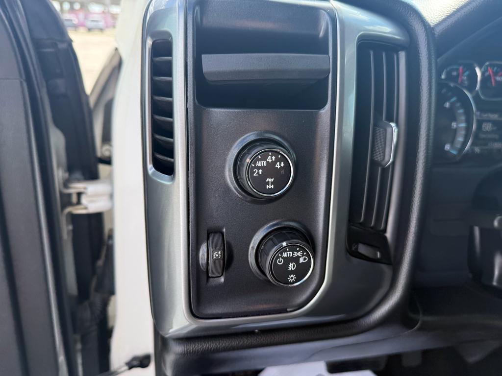 used 2015 Chevrolet Silverado 1500 car, priced at $21,990