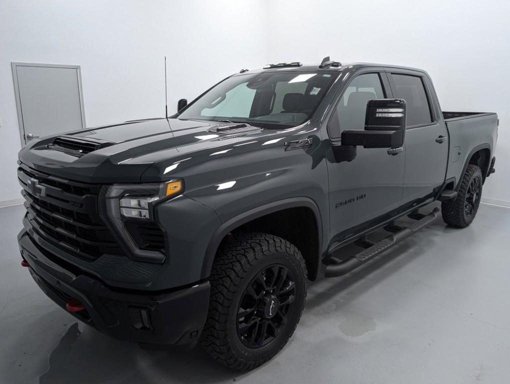 new 2025 Chevrolet Silverado 2500 car, priced at $75,000