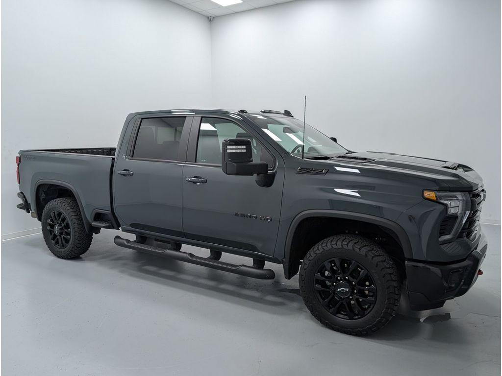 new 2025 Chevrolet Silverado 2500 car, priced at $75,000