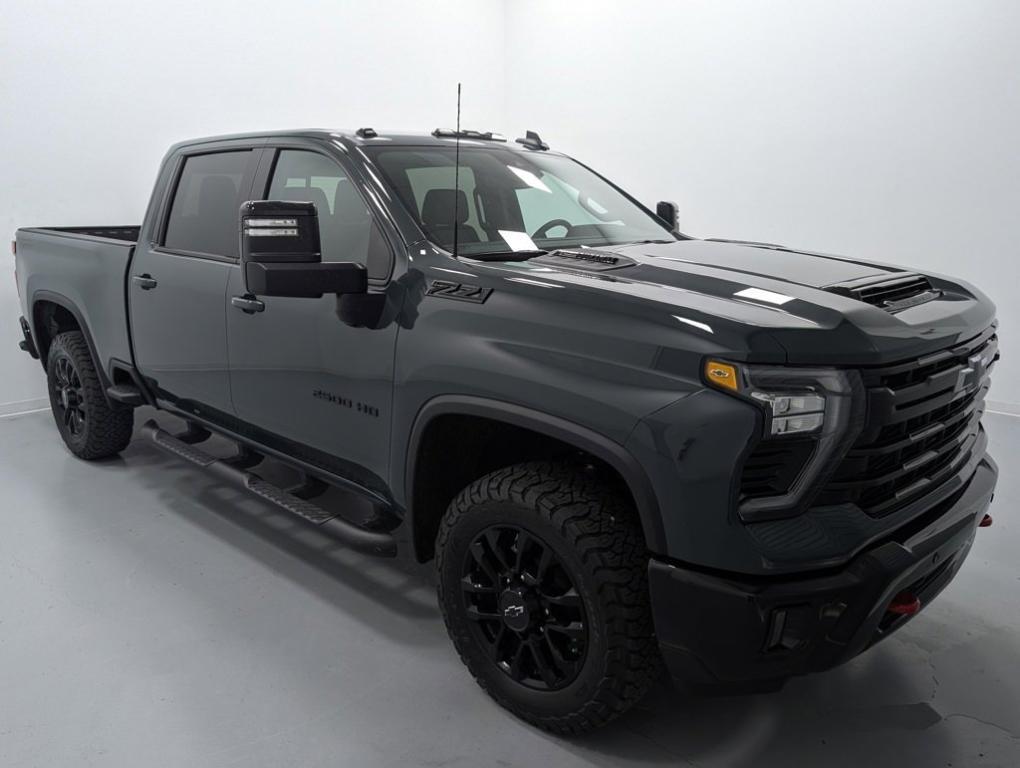 new 2025 Chevrolet Silverado 2500 car, priced at $75,000