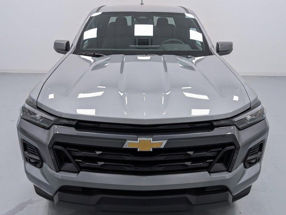 new 2024 Chevrolet Colorado car, priced at $37,000