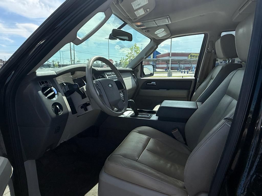 used 2008 Ford Expedition car, priced at $8,888