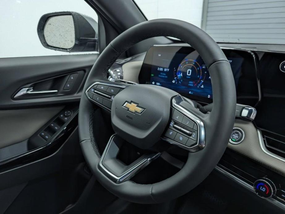 new 2025 Chevrolet Equinox car, priced at $30,830