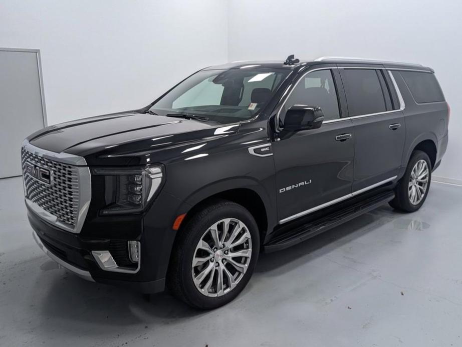 used 2022 GMC Yukon XL car, priced at $61,500