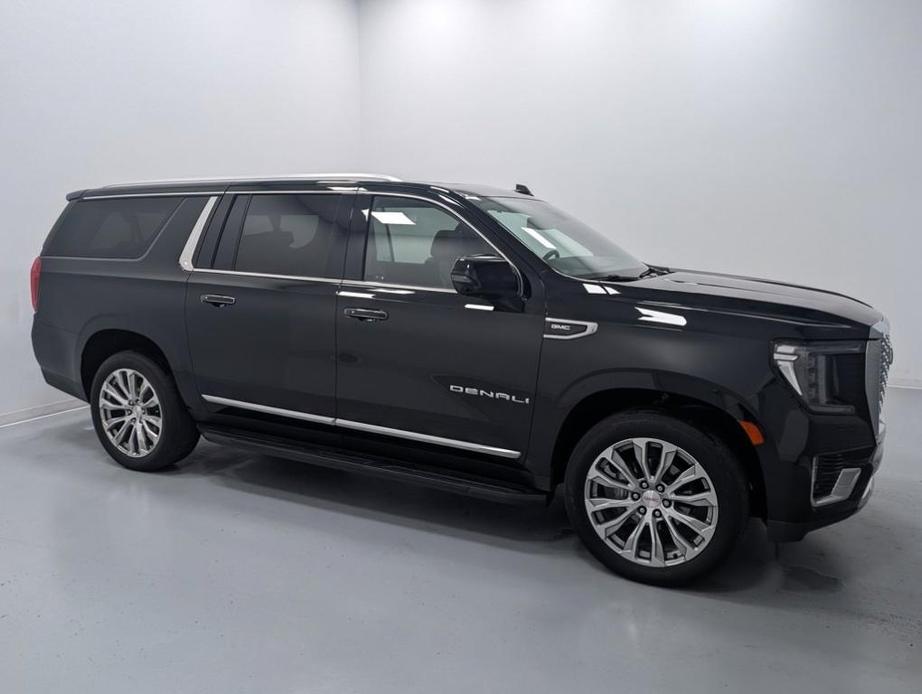 used 2022 GMC Yukon XL car, priced at $61,500