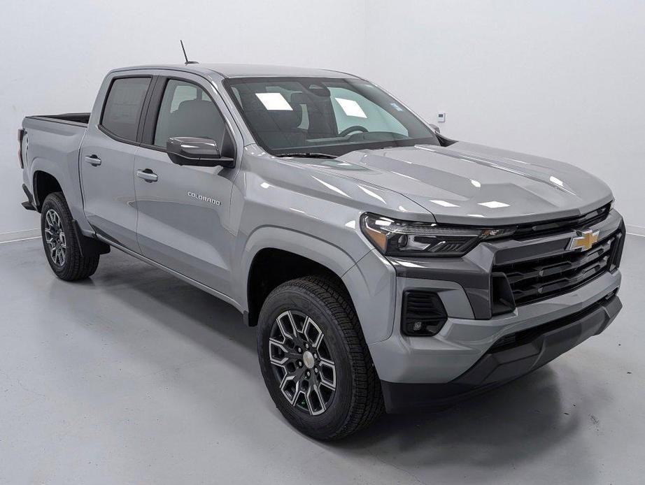 new 2024 Chevrolet Colorado car, priced at $38,000