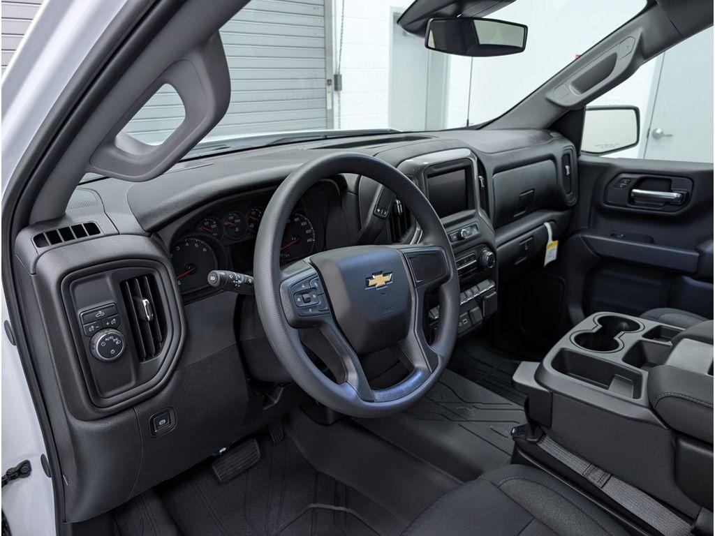 new 2025 Chevrolet Silverado 1500 car, priced at $42,000