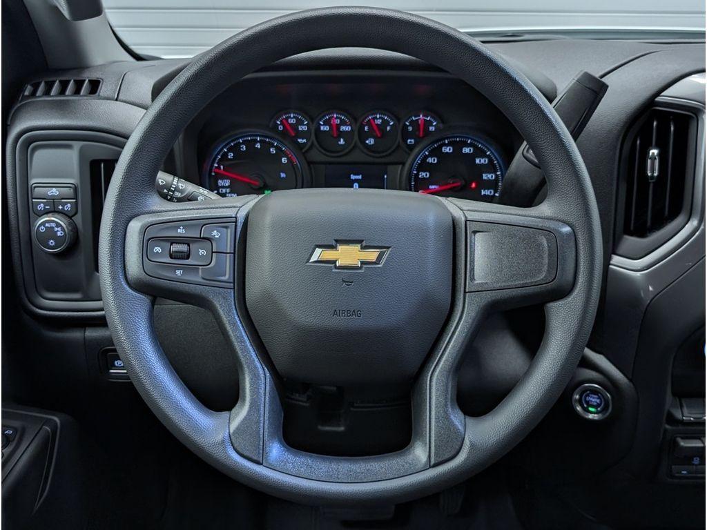 new 2025 Chevrolet Silverado 1500 car, priced at $42,000