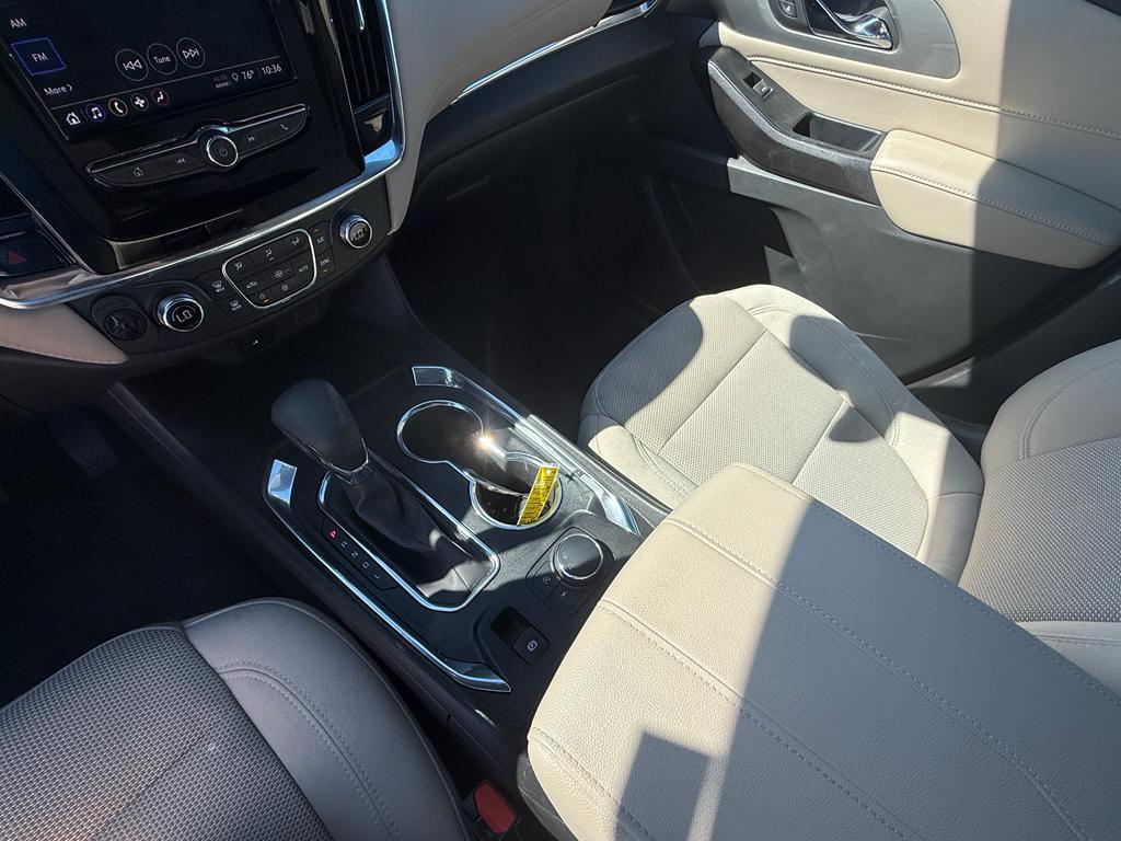 used 2023 Chevrolet Traverse car, priced at $27,000