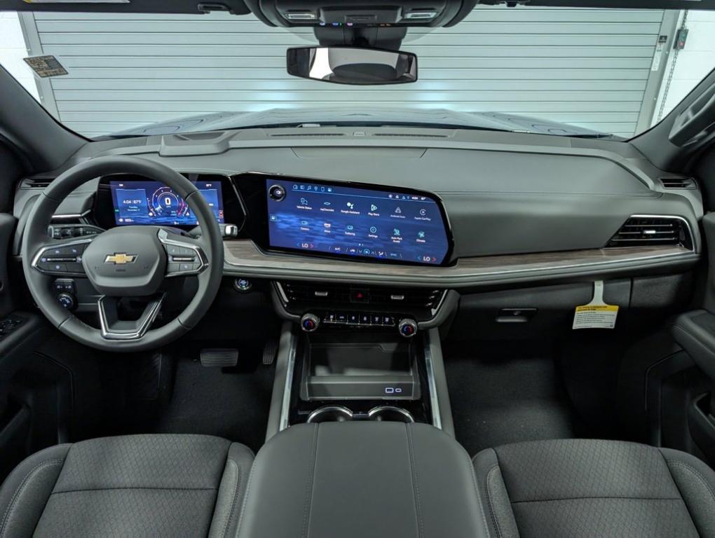 new 2025 Chevrolet Suburban car, priced at $65,065