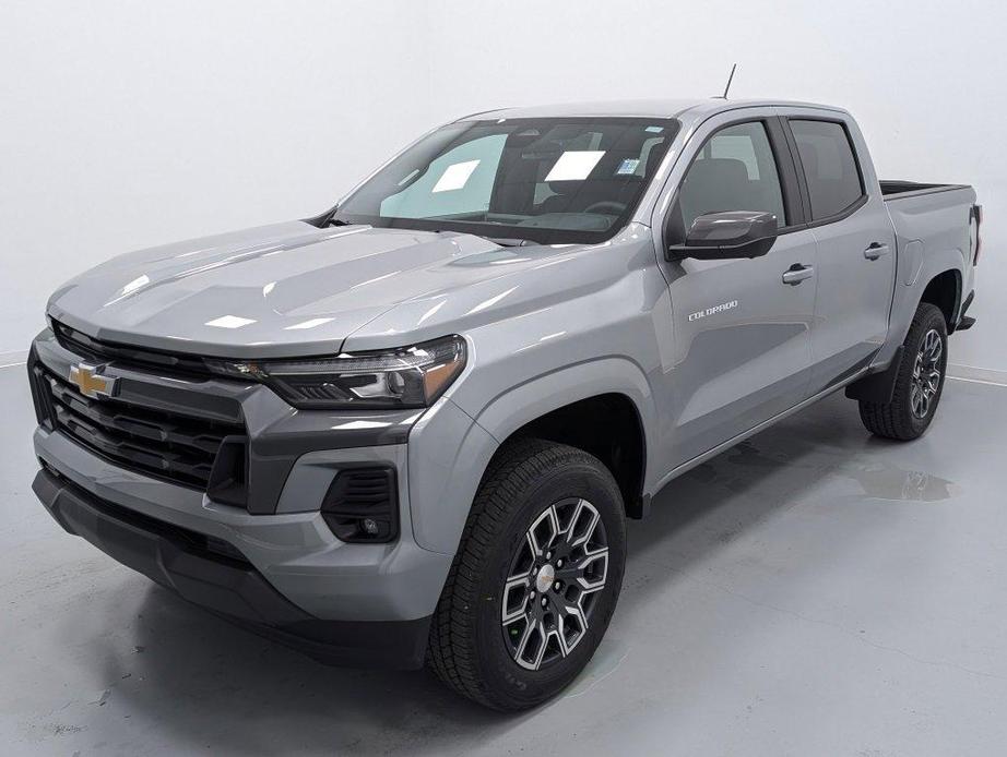 new 2024 Chevrolet Colorado car, priced at $38,000