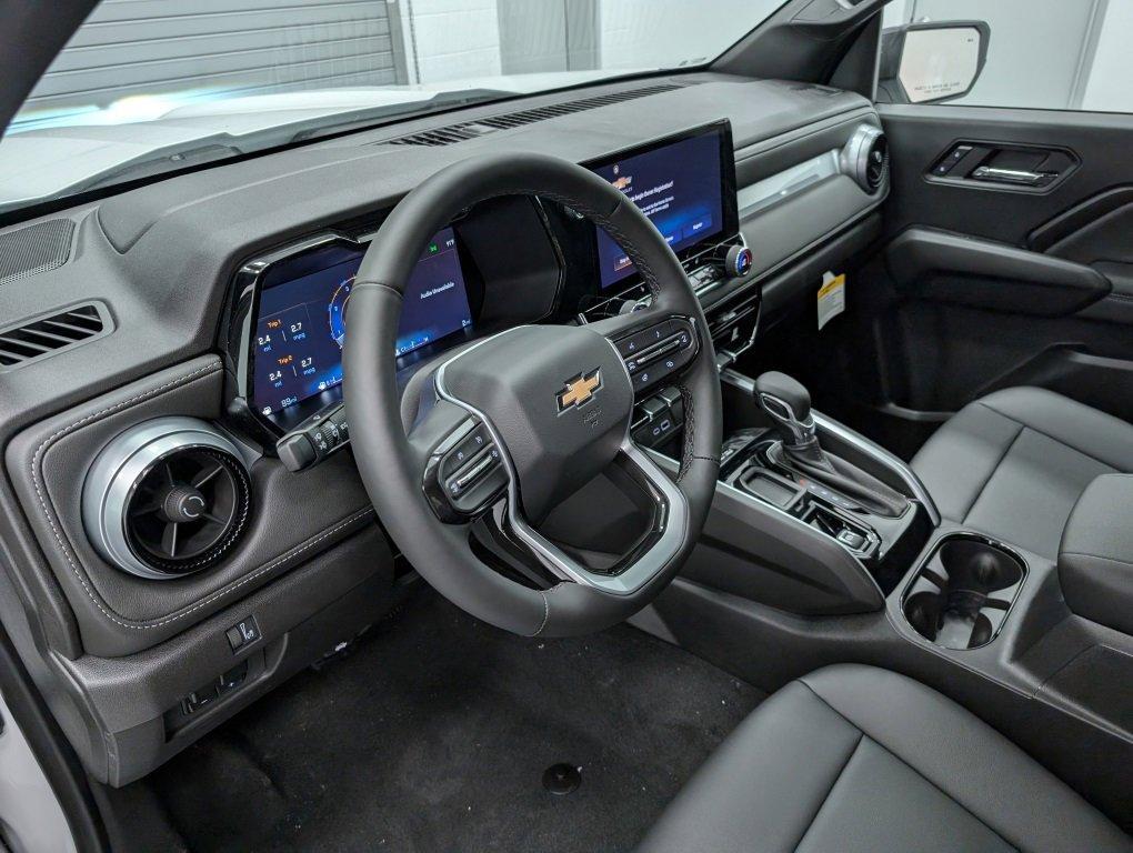 new 2024 Chevrolet Colorado car, priced at $37,000