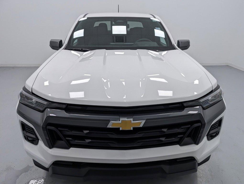 new 2024 Chevrolet Colorado car, priced at $37,000