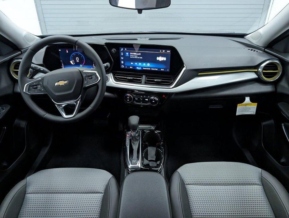 new 2025 Chevrolet Trax car, priced at $25,250