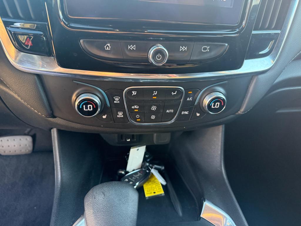 used 2023 Chevrolet Traverse car, priced at $26,795