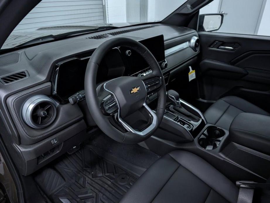 new 2024 Chevrolet Colorado car, priced at $40,270