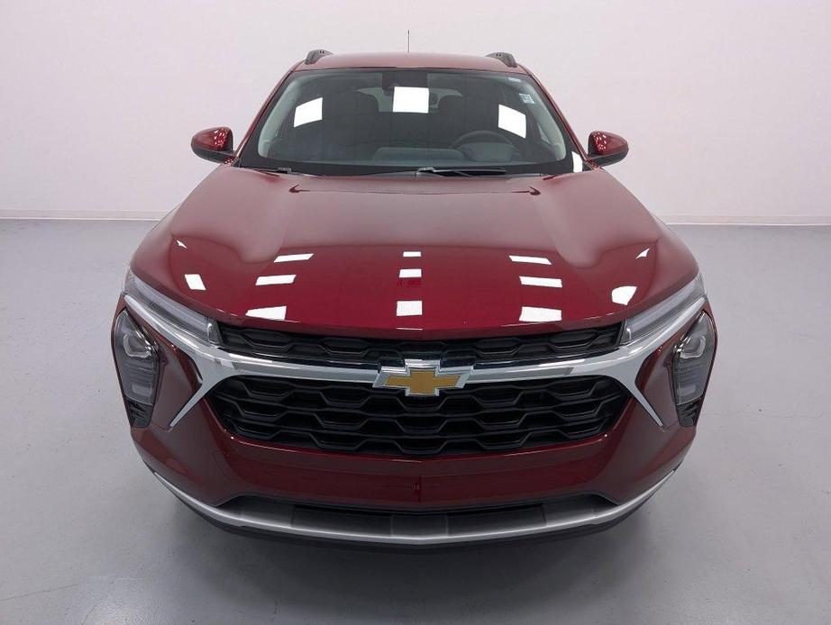 new 2025 Chevrolet Trax car, priced at $24,180