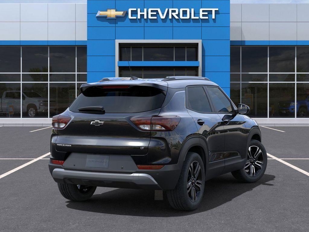 new 2025 Chevrolet TrailBlazer car, priced at $28,140