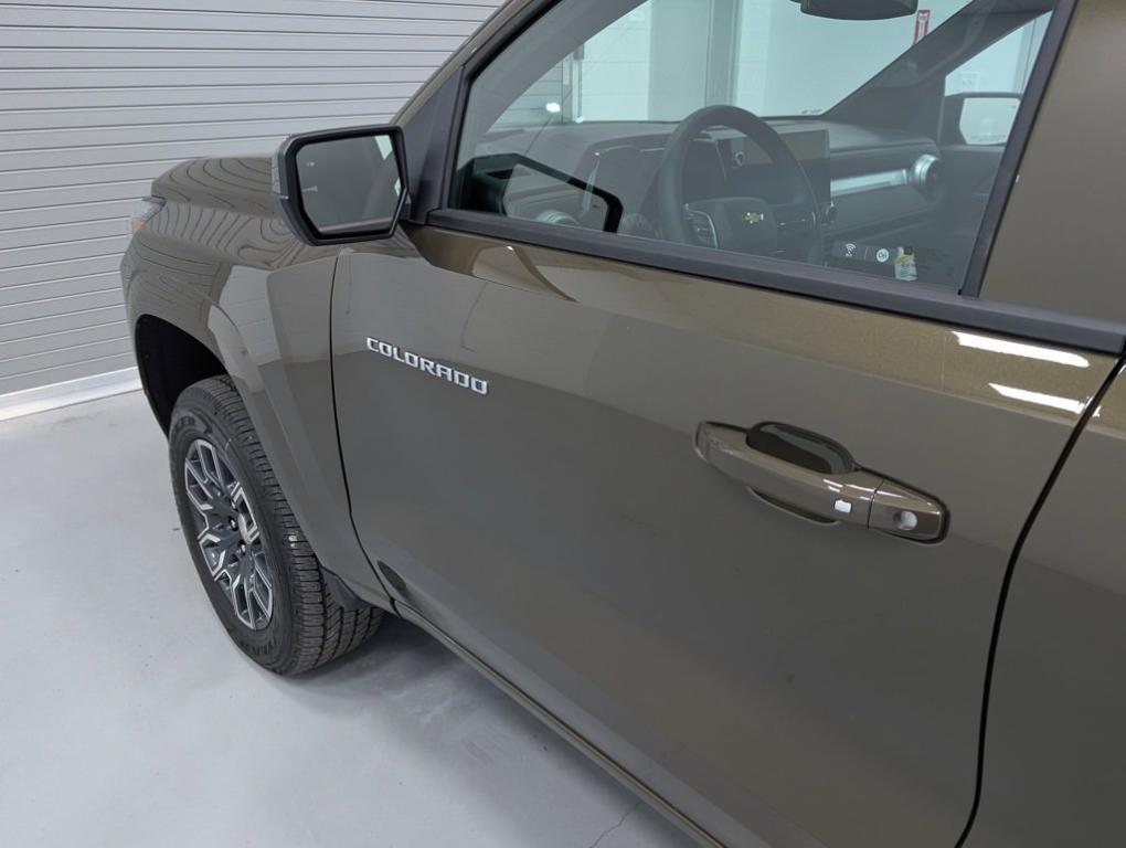 new 2024 Chevrolet Colorado car, priced at $39,745