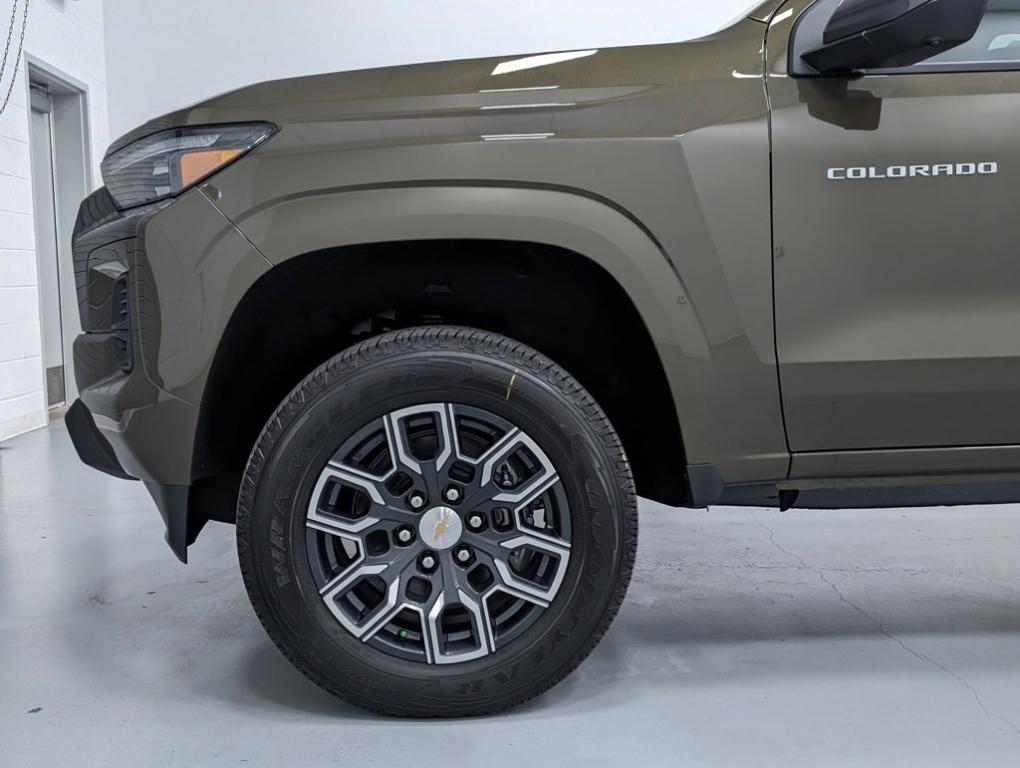 new 2024 Chevrolet Colorado car, priced at $39,745