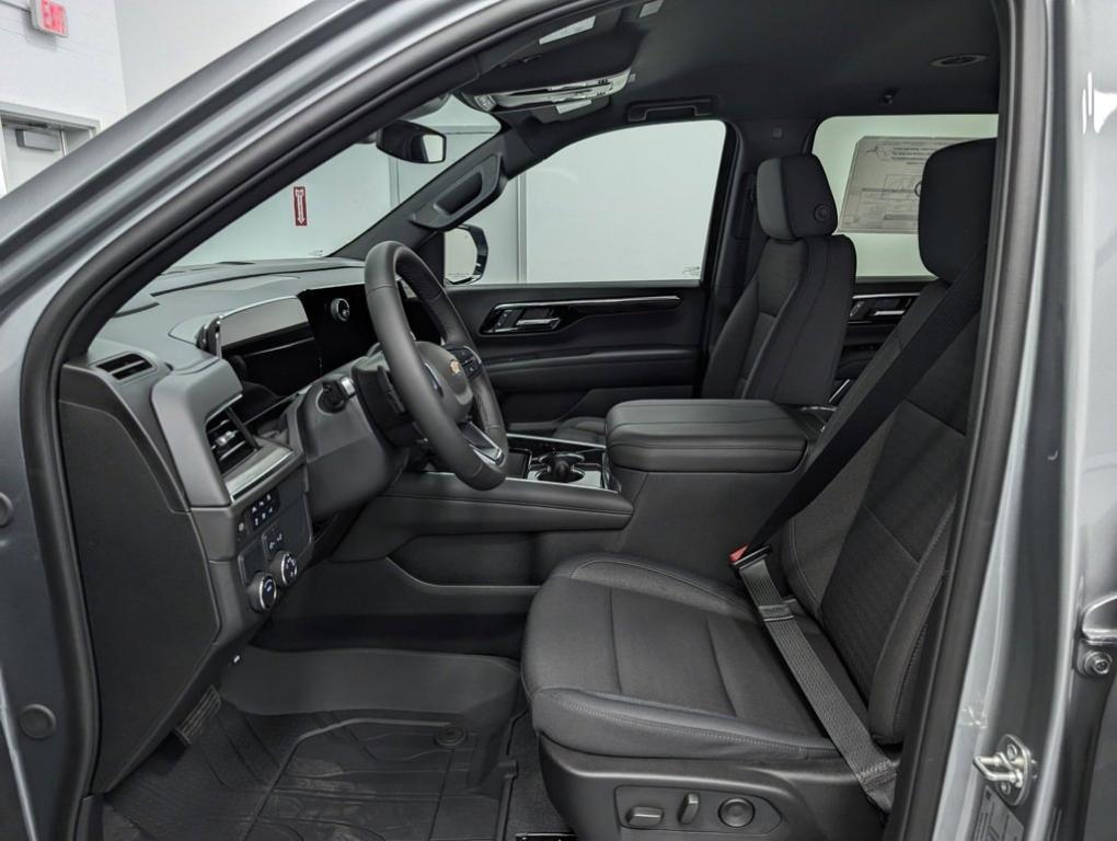 new 2025 Chevrolet Suburban car, priced at $65,065