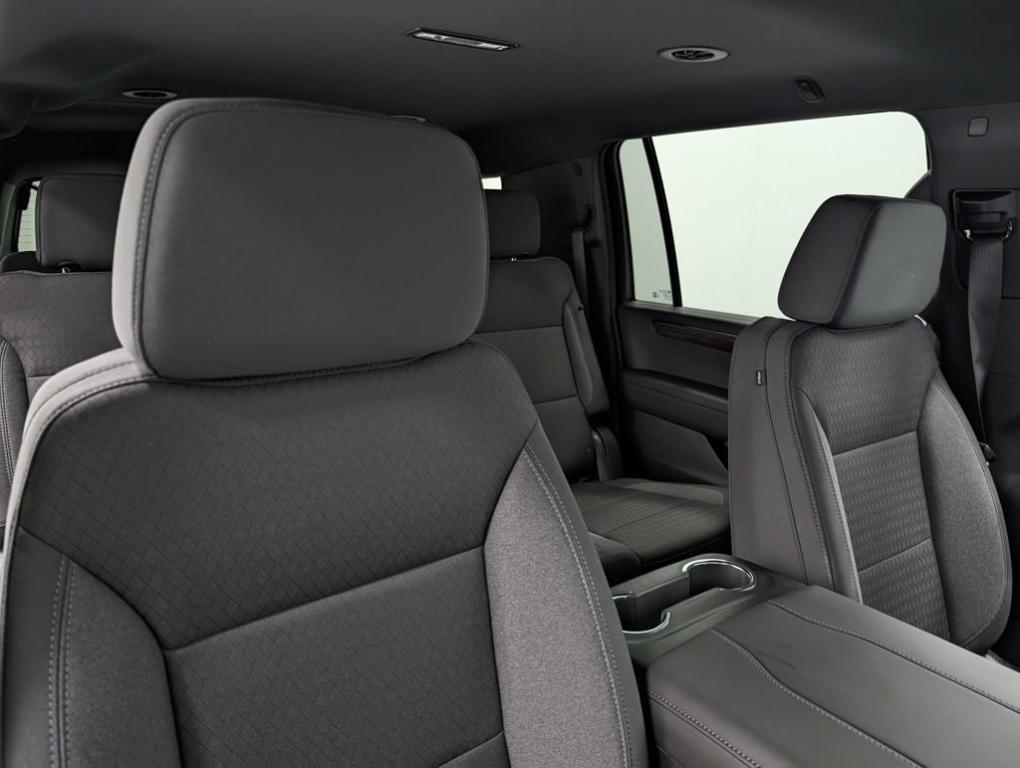 new 2025 Chevrolet Suburban car, priced at $65,065