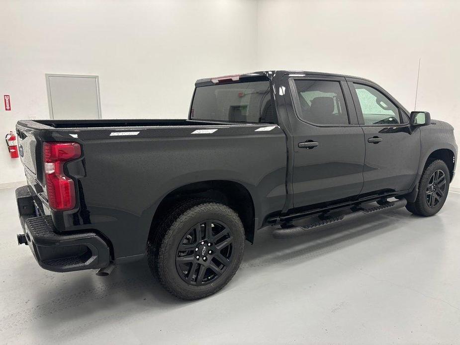 new 2024 Chevrolet Silverado 1500 car, priced at $39,000