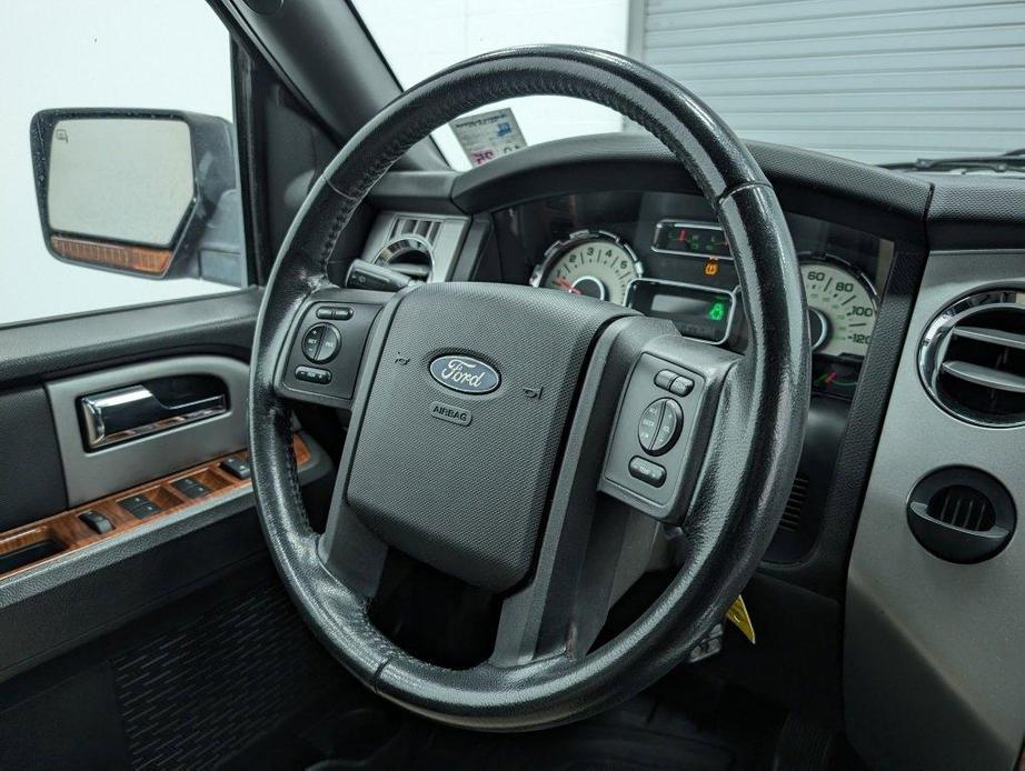 used 2008 Ford Expedition car, priced at $7,500