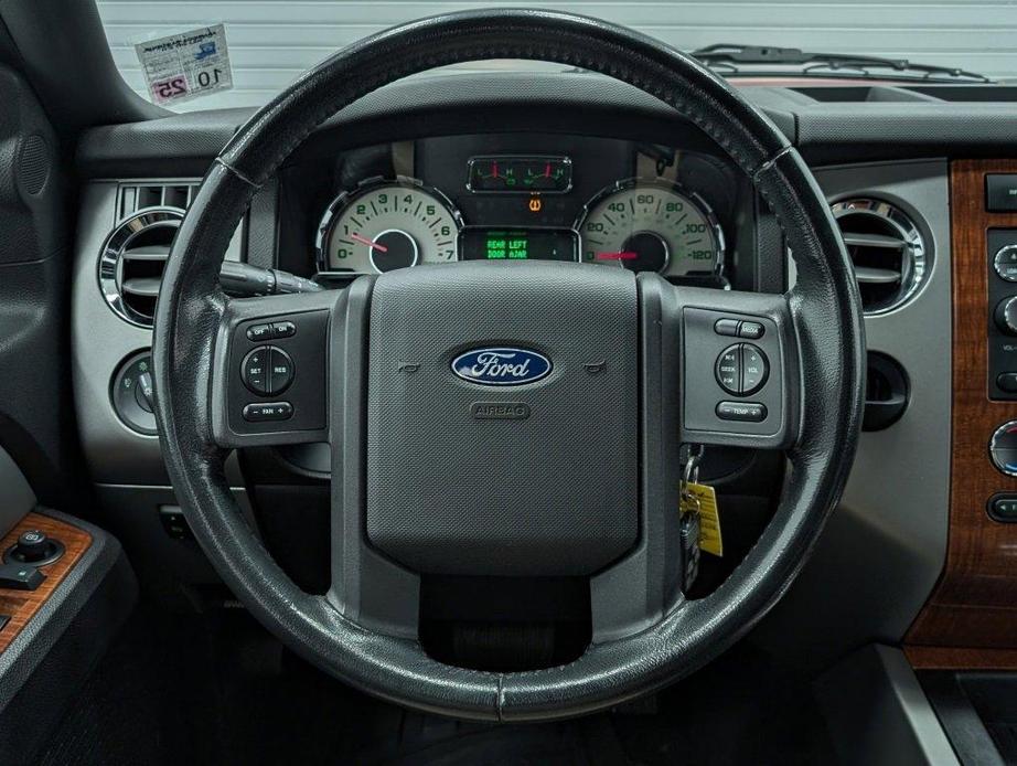 used 2008 Ford Expedition car, priced at $7,500